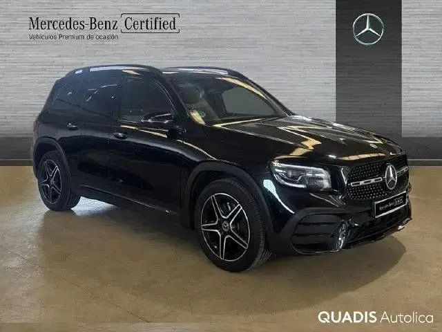 Usado Mercedes GLB220 190 CV (139 kW) 2023 Negro cosmos SUV