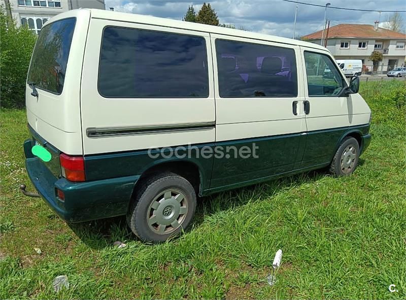 Usado VW Multivan 130 CV (95 kW) 2003 Verde Van