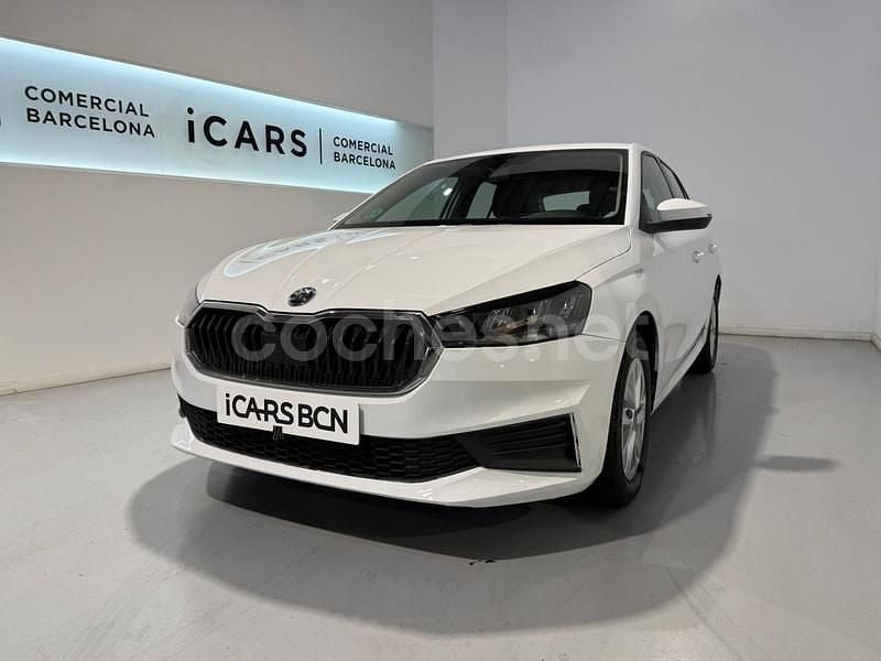 Blanco Usado 2022 Skoda Fabia Ambition Berlina | 8990 € - Imagen 1/4
