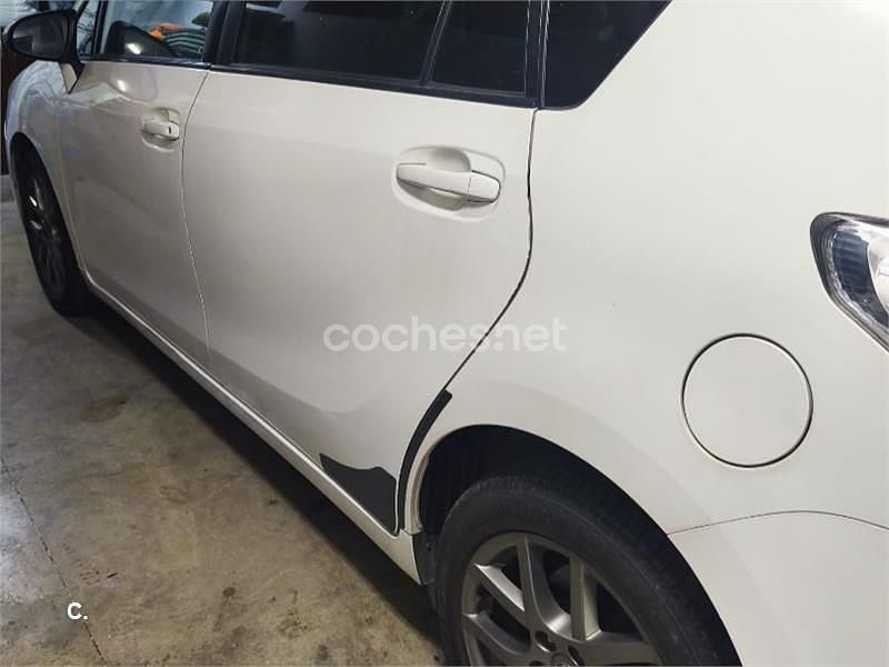 Usado Toyota Verso Advance 124 CV (91 kW) 2013 Blanco Monovolumen