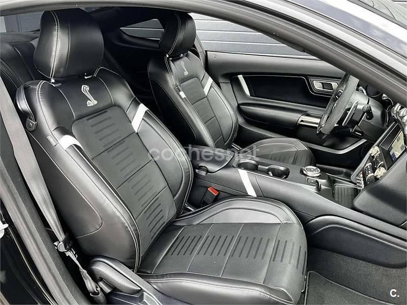 Usado Ford Mustang GT 450 CV (330 kW) 2022 Negro Coupe