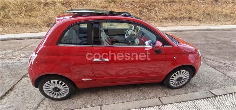 Usado Fiat 500 Lounge 69 HP (50 kW) 2011 Vermelho Sedan