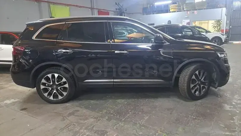 Usado Renault Koleos Zen 177 CV (130 kW) 2017 Negro SUV
