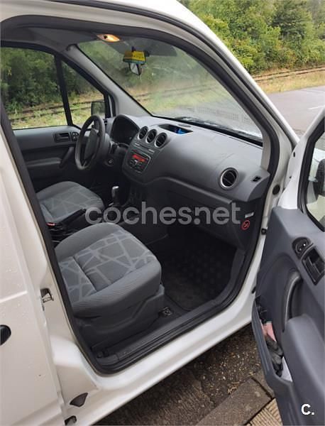 Usado Ford Tourneo Connect Trend 115 CV (84 kW) 2013 Blanco Monovolumen