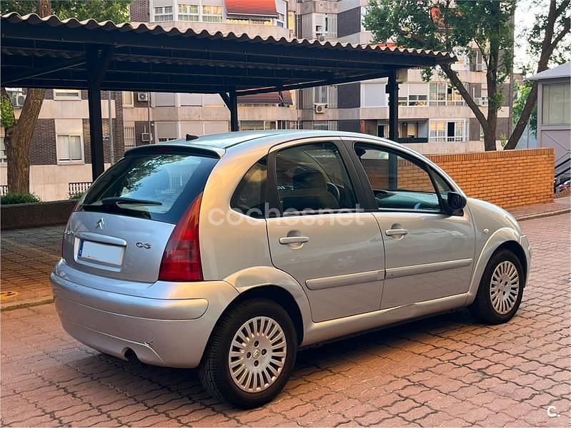 Gris / plata Usado 2005 Citroën C3 Exclusive Utilitario | 3000 € (Precio justo) - Imagen 1/3