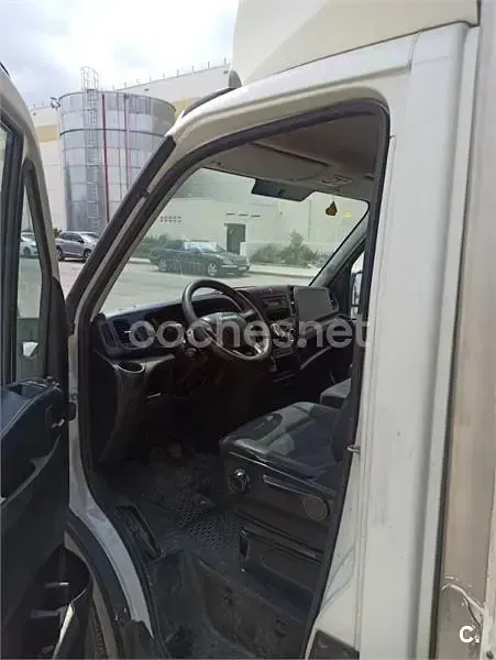 Usado Iveco Daily 146 CV (107 kW) 2012 Blanco Pickup/Camioneta