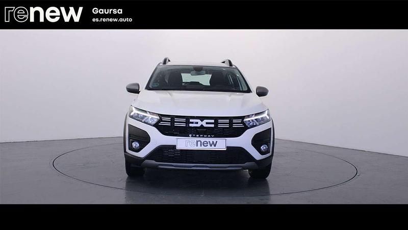 Usado Dacia Sandero Expression 91 CV (66 kW) 2023 Blanco Berlina