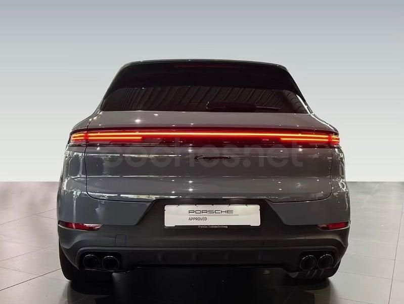 Usado Porsche Cayenne 470 CV (345 kW) 2024 Gris / plata SUV