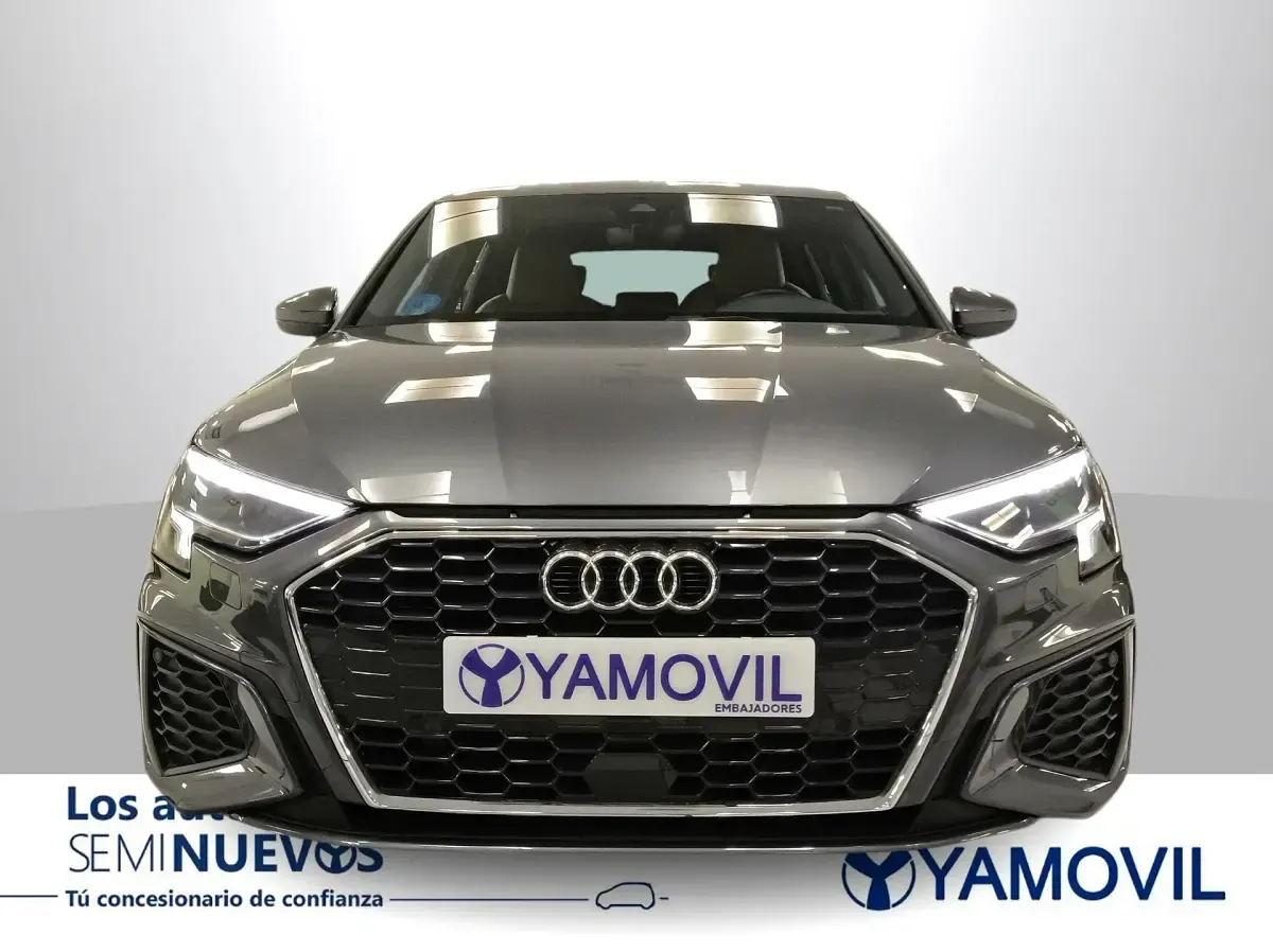 Usado Audi A3 Sportback S-Line 204 CV (150 kW) 2022 Gris Utilitario