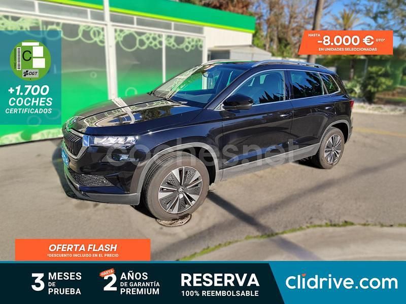 Negro Usado 2022 Skoda Karoq Ambition SUV | 20.790 € (Precio justo) - Imagen 1/4