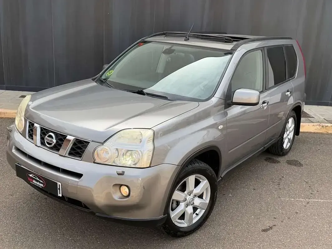 Usado Nissan X-Trail 150 CV (110 kW) 2009 Blanco SUV