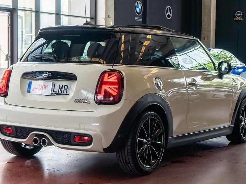 Usado Mini Cooper S 178 CV (130 kW) 2021 Blanco Utilitario
