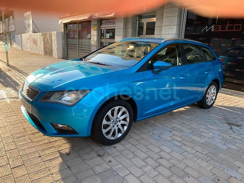 Azul Usado 2016 Seat Leon Reference Familiar | 9990 € (Precio justo) - Imagen 1/4