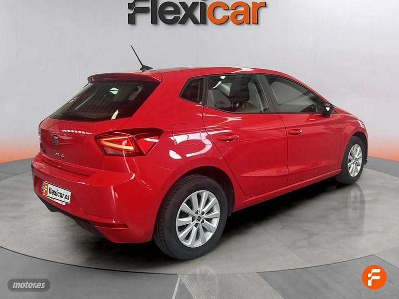 Usado Seat Ibiza Reference 80 CV (58 kW) 2023 Rojo Berlina