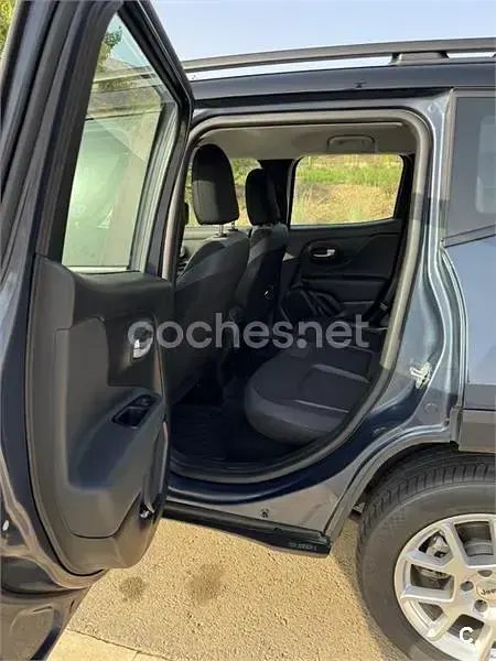 Usado Jeep Renegade Altitude 130 CV (95 kW) 2024 Azul SUV