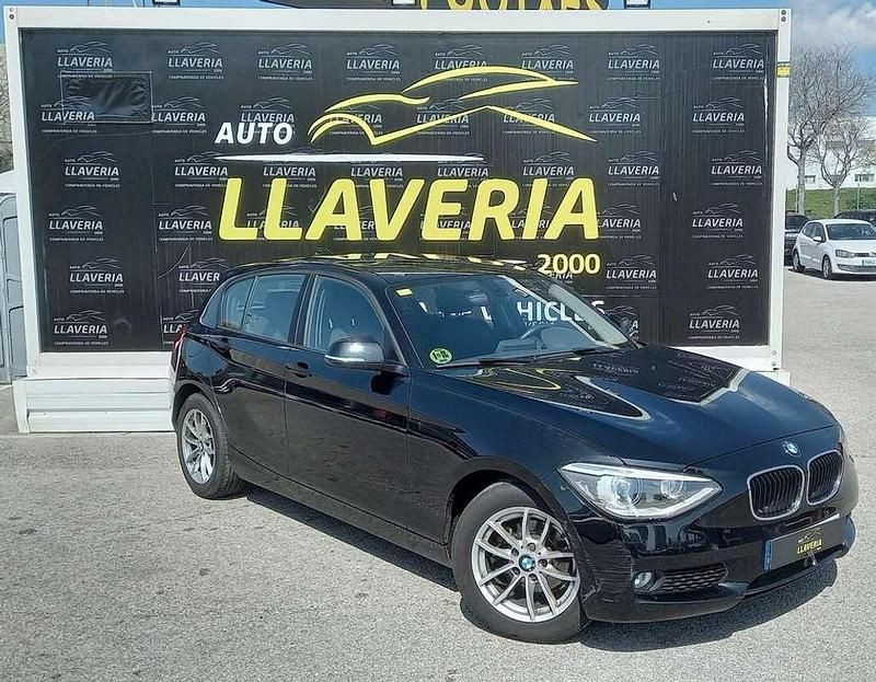 Usado BMW 118 150 CV (110 kW) 2015 Negro Utilitario