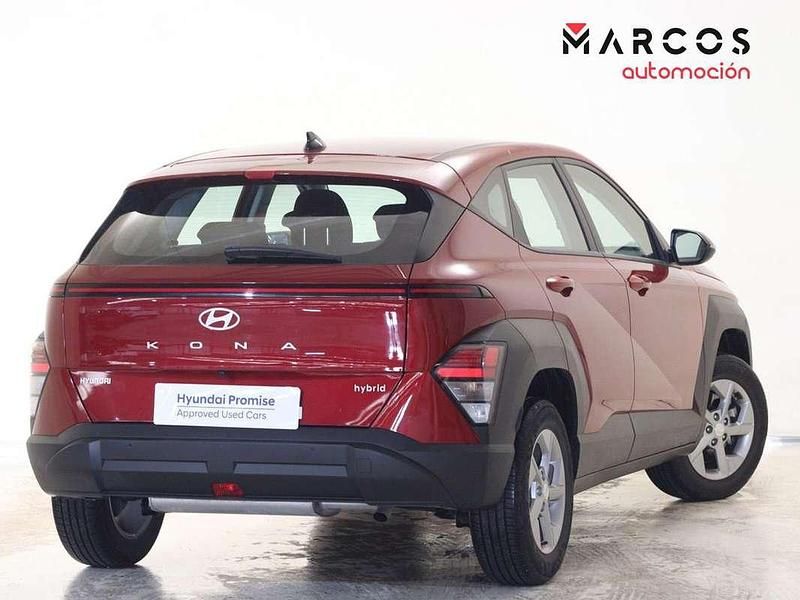 Usado Hyundai Kona 101 CV (74 kW) 2025 Rojo SUV
