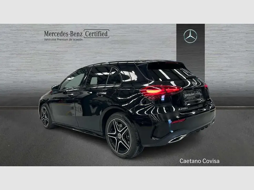 Usado Mercedes A250 218 CV (160 kW) 2025 Negro Berlina
