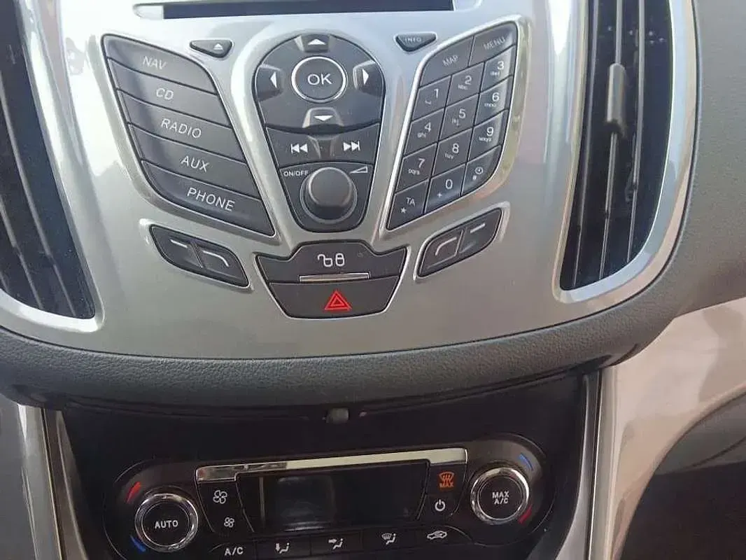 Używany Ford C-MAX Titanium 150 KM (110 kW) 2014 Biały Minivan