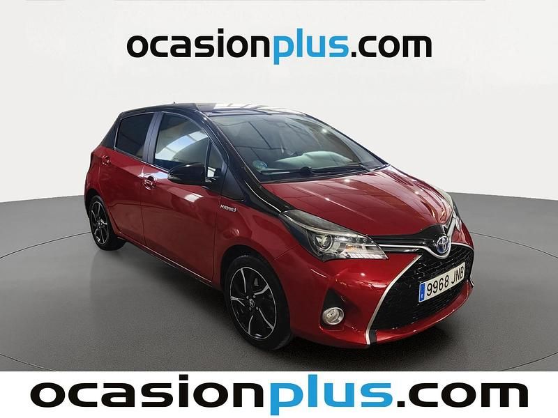 Occasion Toyota Yaris 100 ch (73 kW) 2016 Rouge