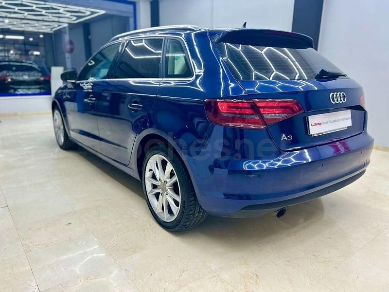 Usado Audi A3 Advanced 110 CV (80 kW) 2016 Azul Berlina