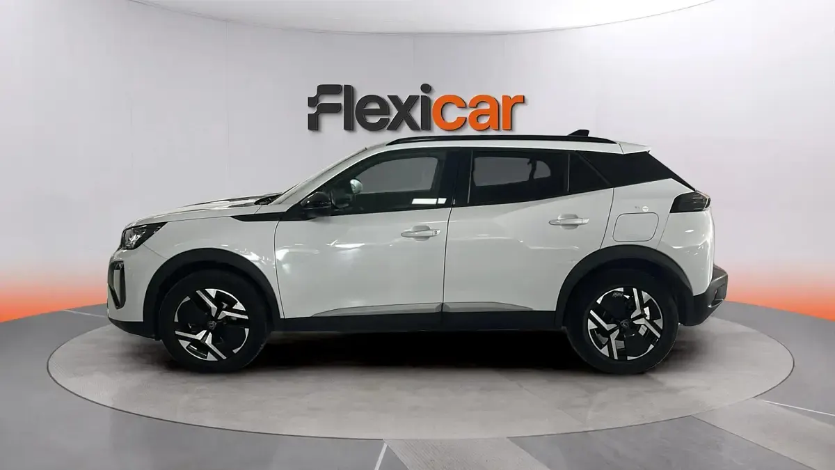 Usado Peugeot 2008 Allure 131 CV (96 kW) 2024 Blanco SUV