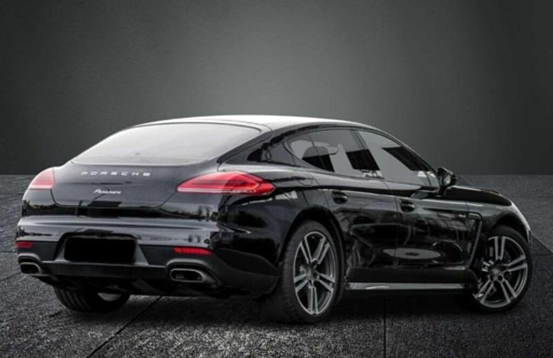 Usado Porsche Panamera 300 CV (220 kW) 2013 Negro Utilitario
