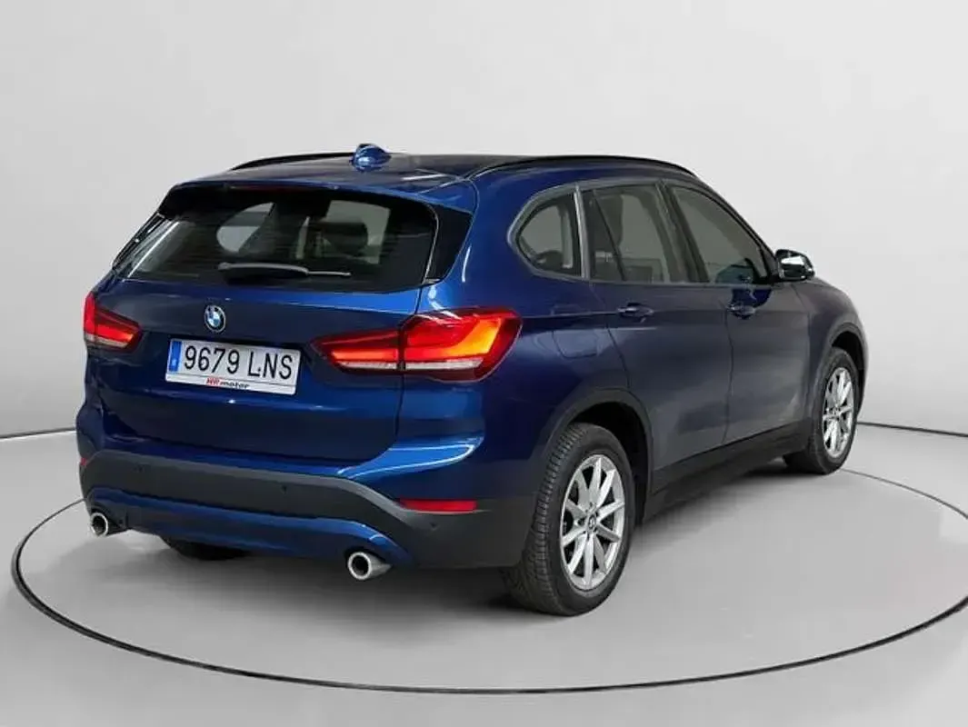 Usado BMW X1 Advantage 190 CV (139 kW) 2021 Azul SUV