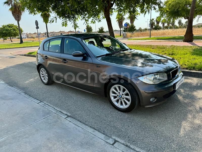 Gris / plata Usado 2006 BMW 118 Utilitario | 6990 € (Precio justo) - Imagen 1/4