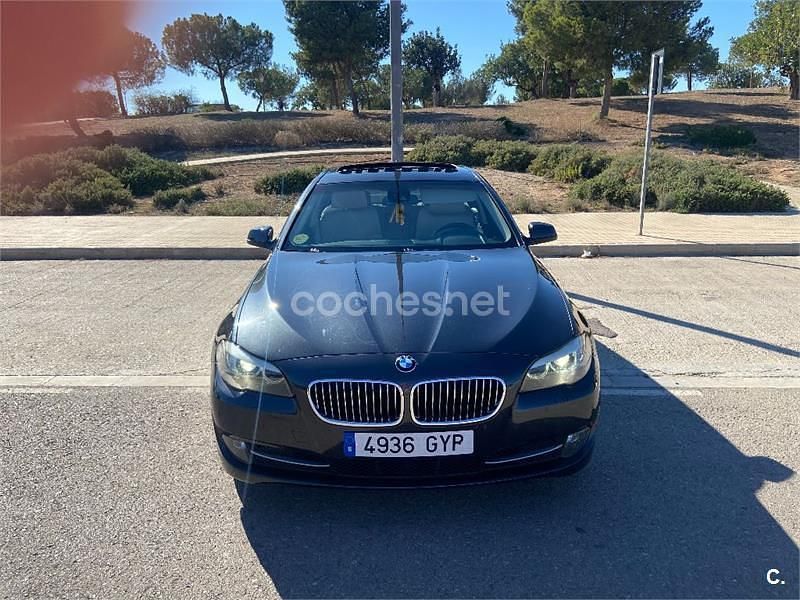Usado BMW 530 235 CV (172 kW) 2010 Gris / plata Berlina