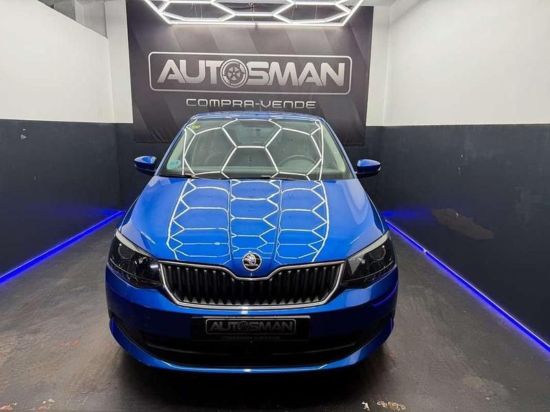 Usado Skoda Fabia 95 CV (69 kW) 2018 Azul Utilitario