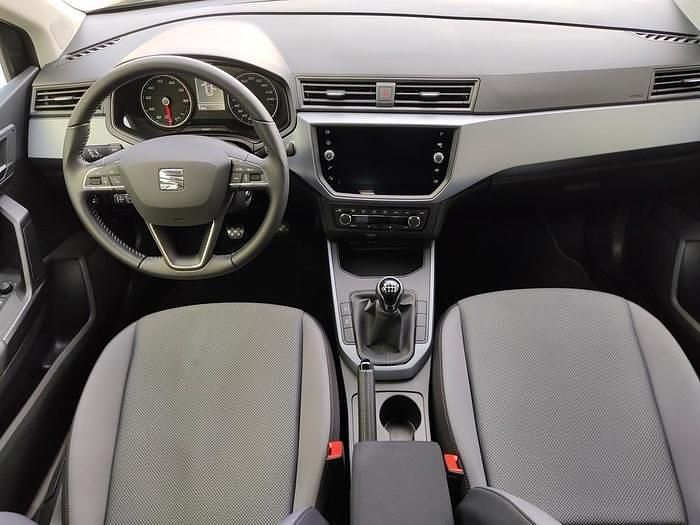 Usado Seat Arona Ecomotive 115 CV (84 kW) 2020 Gris SUV