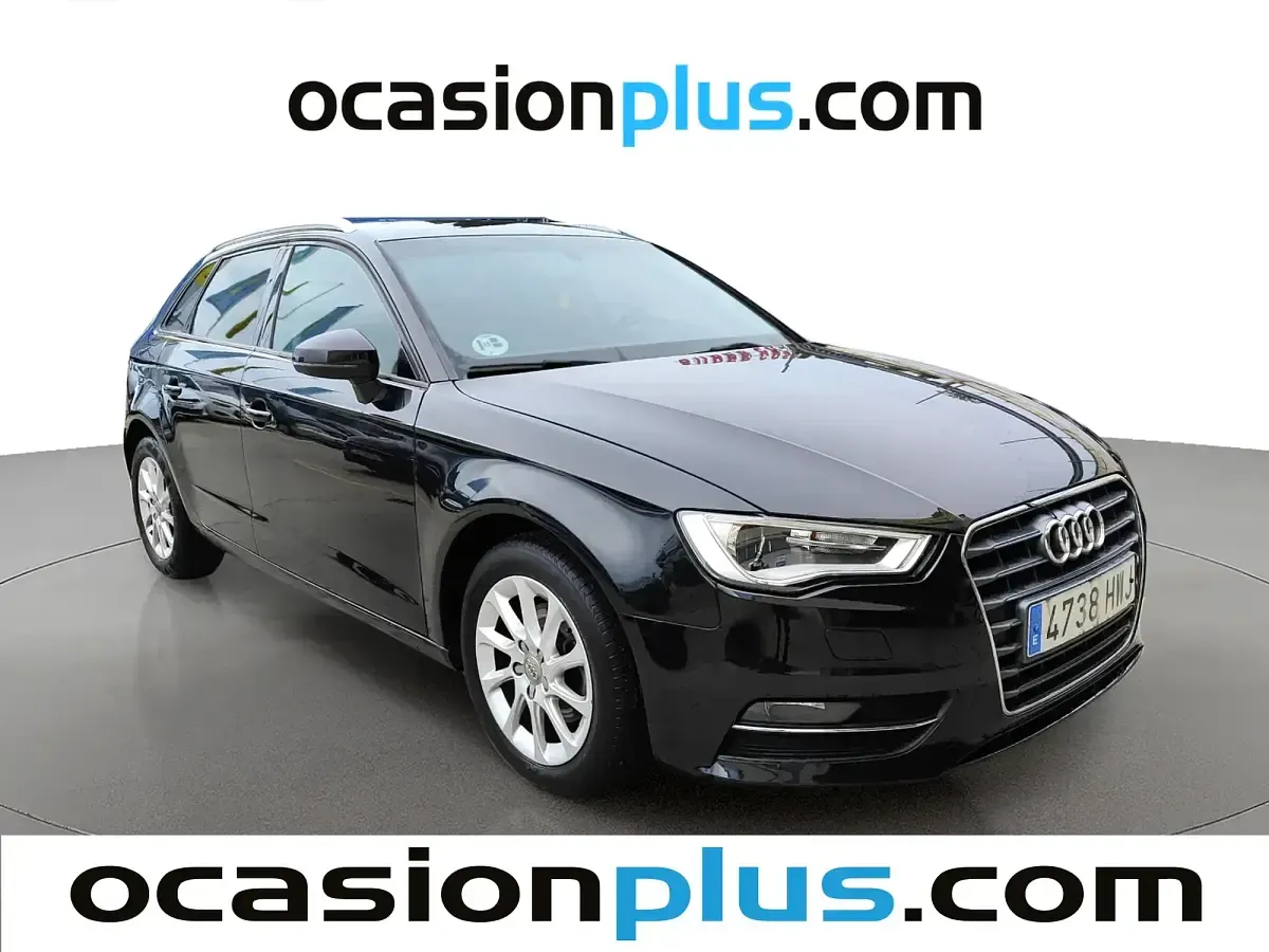 Usado Audi A3 Attraction 105 CV (77 kW) 2014 Negro Berlina