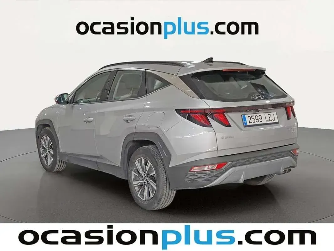 Usado Hyundai Tucson 136 CV (100 kW) 2022 Gris SUV