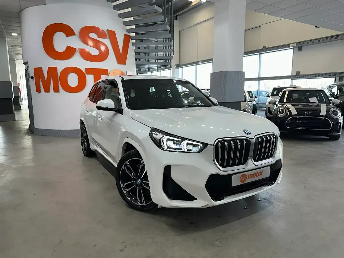 Usado BMW iX1 M Sport 230 kW (313 CV) 2023 Blanco SUV
