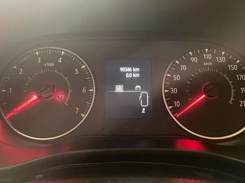 Usado Dacia Sandero Comfort 100 CV (73 kW) 2022 Gris Berlina