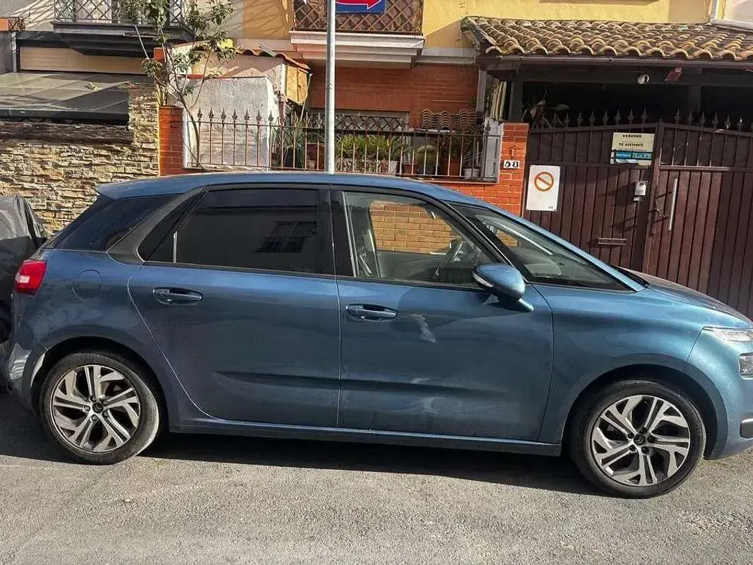 Usado Citroën C4 Feel 120 CV (88 kW) 2016 Azul Monovolumen