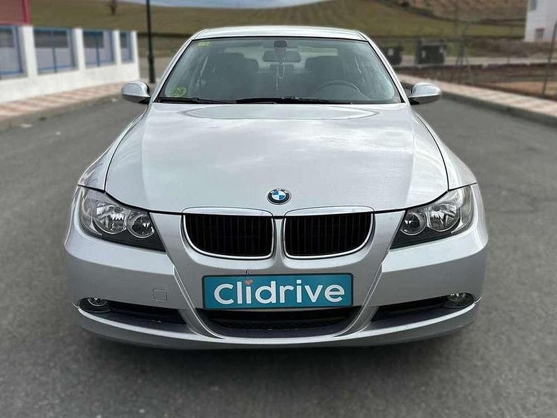 Usado BMW 320 177 CV (130 kW) 2008 Gris Berlina