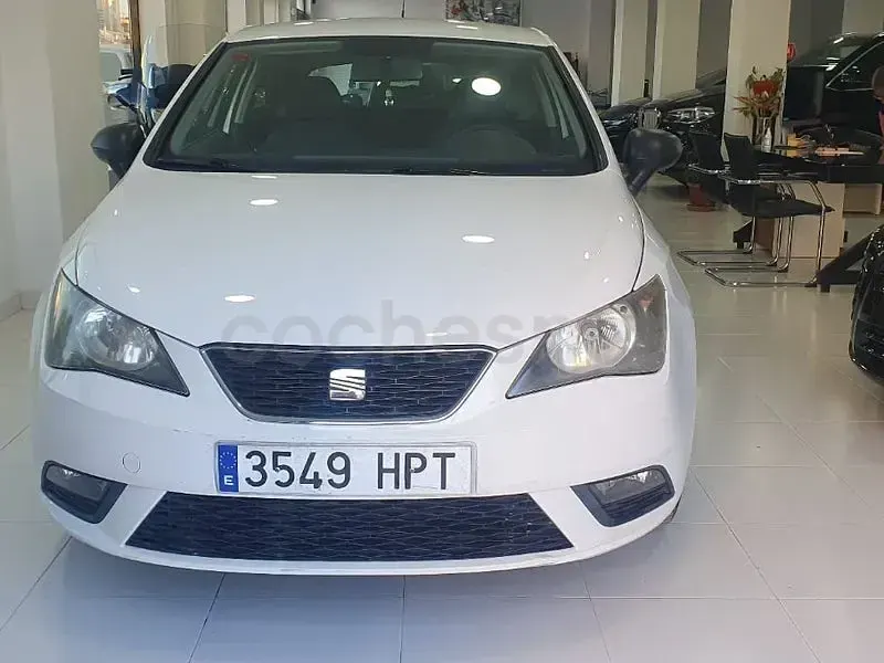 Usado Seat Ibiza SC Style 90 CV (66 kW) 2013 Blanco Utilitario