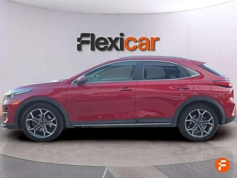 Usado Kia XCeed 160 CV (117 kW) 2021 Burdeos SUV