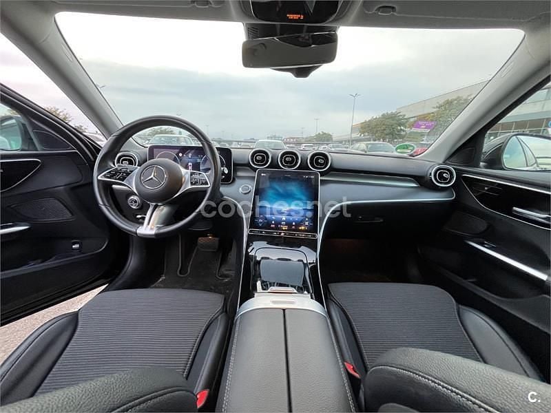 Usado Mercedes C220 200 CV (147 kW) 2022 Negro Berlina