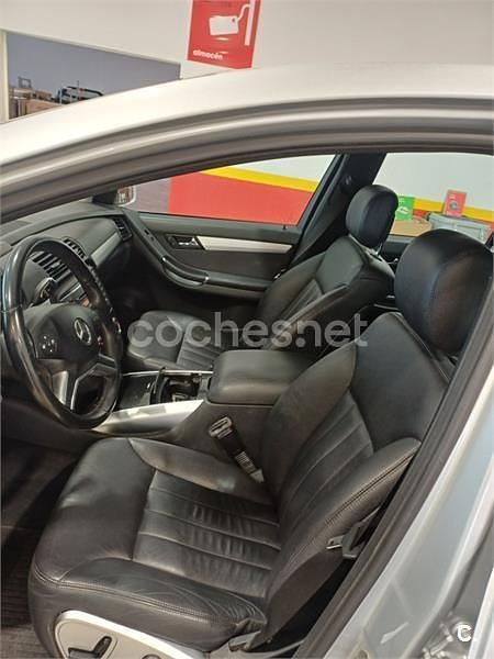 Usado Mercedes R320 224 CV (164 kW) 2010 Gris / plata Monovolumen