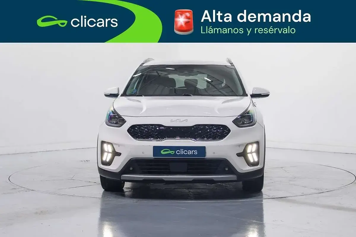 Usado Kia Niro 102 CV (75 kW) 2022 Blanco SUV