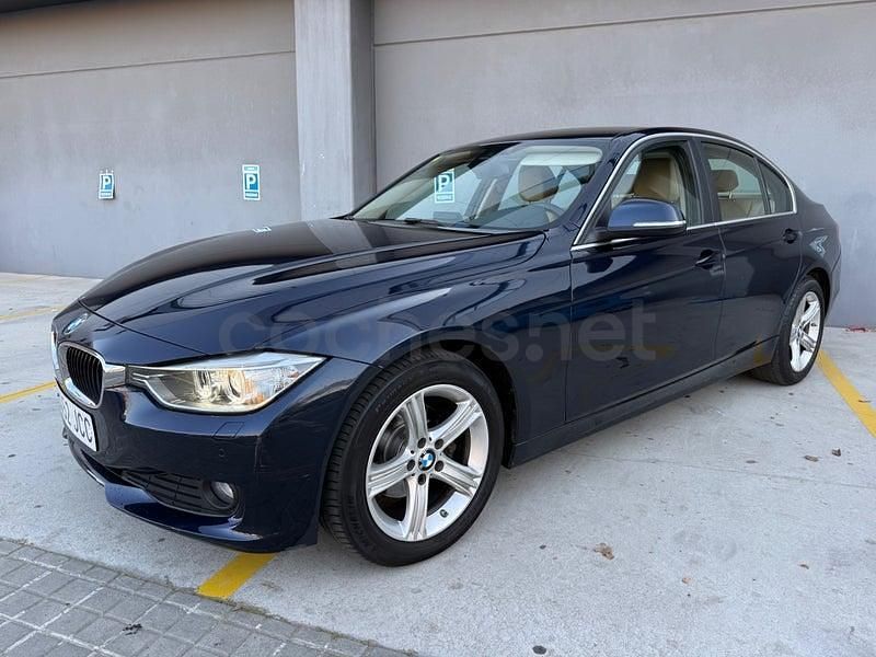Usado BMW 318 150 CV (110 kW) 2015 Azul Berlina