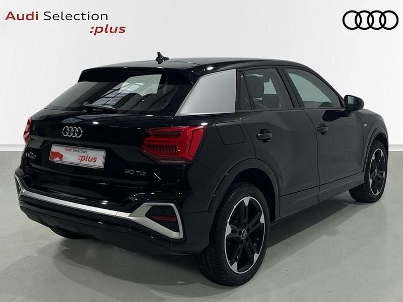 Usado Audi Q2 S-Line 116 CV (85 kW) 2025 Negro SUV