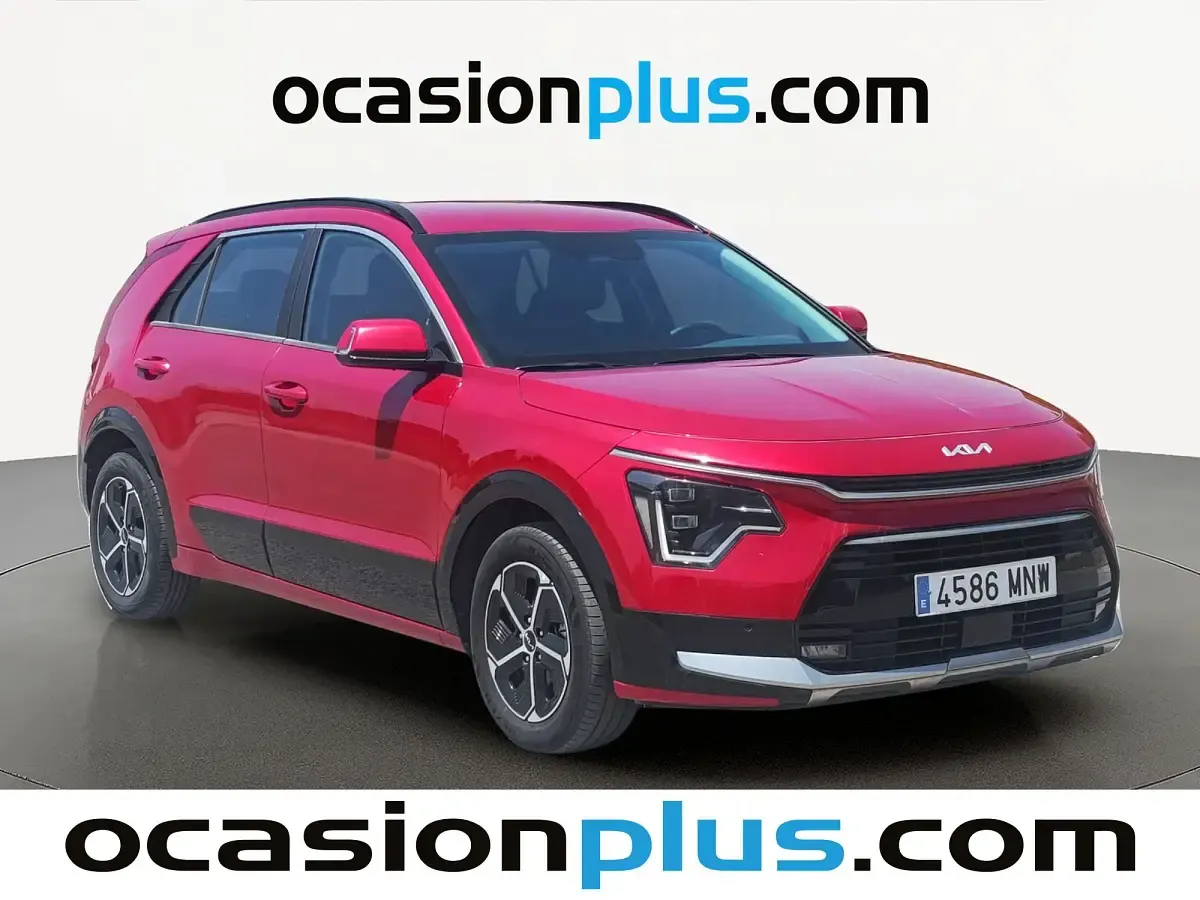 Usado Kia Niro 141 CV (103 kW) 2024 Rojo SUV
