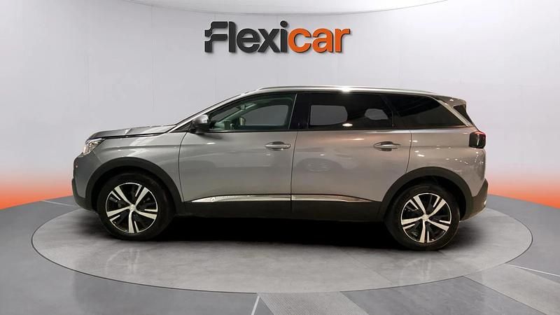 Usado Peugeot 5008 Allure 131 CV (96 kW) 2020 Gris Monovolumen