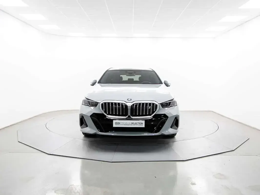 Usado BMW i5 250 kW (340 CV) 2025 Gris Familiar
