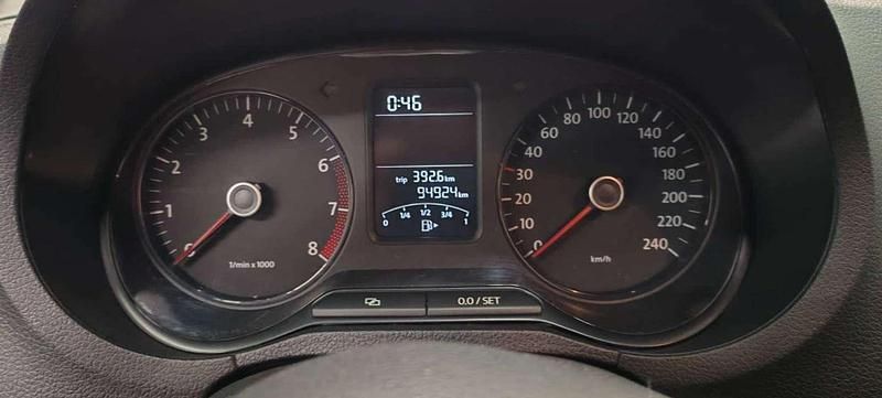 Usado VW Polo Advance 86 CV (63 kW) 2011 Blanco Utilitario