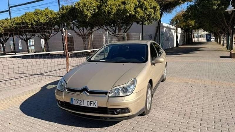 Usado Citroën C5 Exclusive 128 HP (94 kW) 2006 Bege Sedan